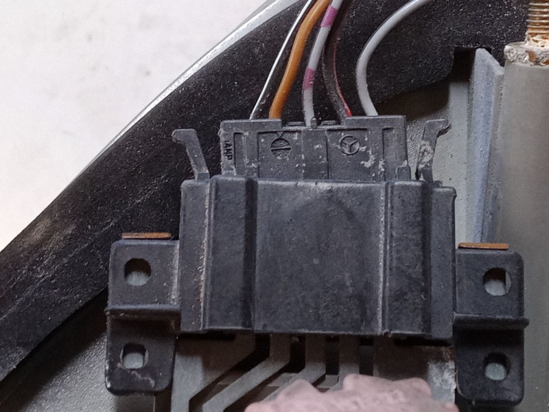 Recambio de piloto trasero izquierdo para mercedes-benz clase-e caja/chasis (vf210) e 290 td (210.617) referencia OEM IAM A21082