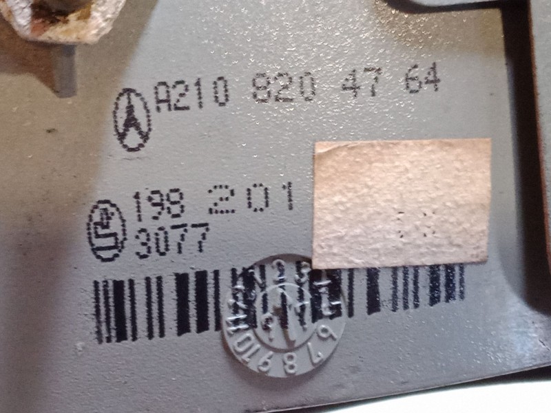 Recambio de piloto trasero izquierdo para mercedes-benz clase-e caja/chasis (vf210) e 290 td (210.617) referencia OEM IAM A21082