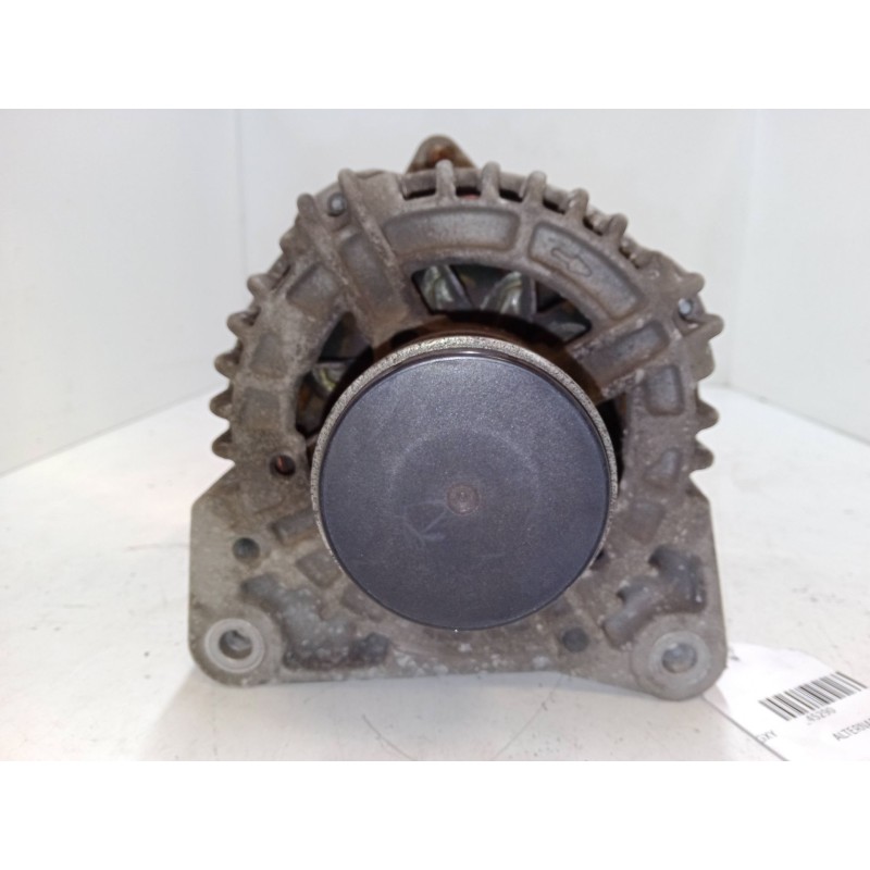 Recambio de alternador para renault clio iii (br0/1, cr0/1) 1.5 dci (br17, cr17) referencia OEM IAM 8200660033A  0124425071