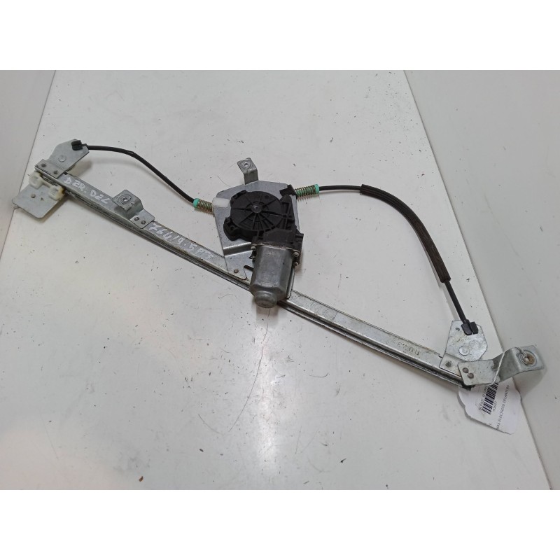 Recambio de elevalunas electrico delantero derecho para renault scénic ii (jm0/1_) 1.6 16v (jm1r) referencia OEM IAM   