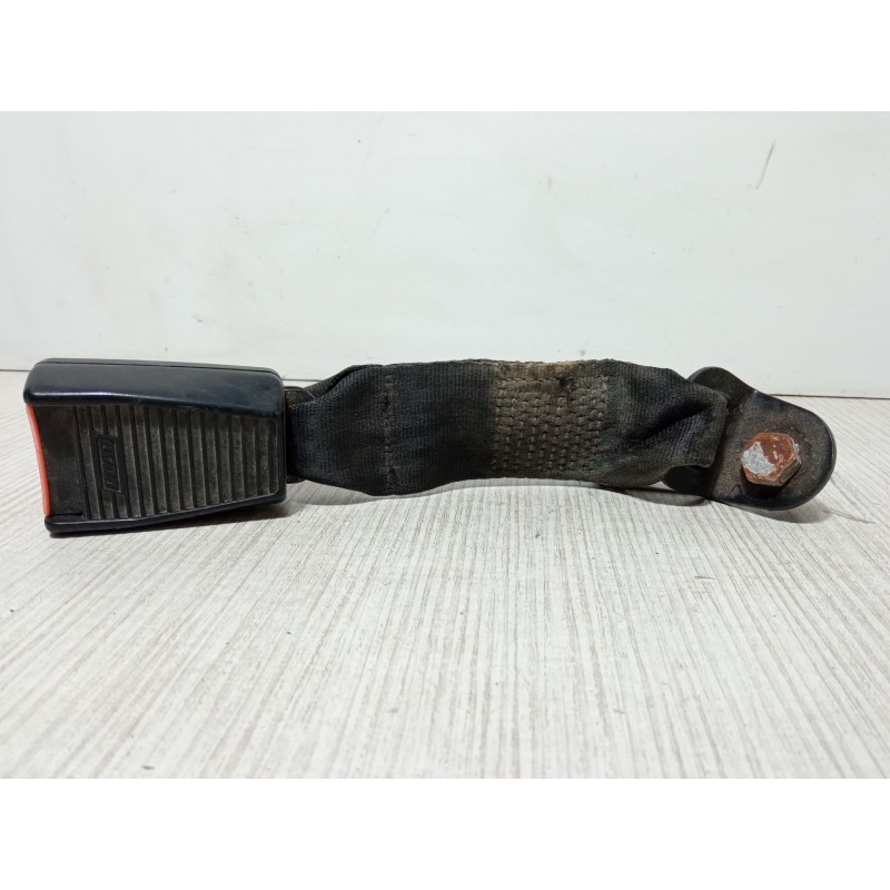 Recambio de anclaje cinturon trasero derecho para fiat cinquecento (170_) 0.9 i.e. s (170af, 170cf) referencia OEM IAM   