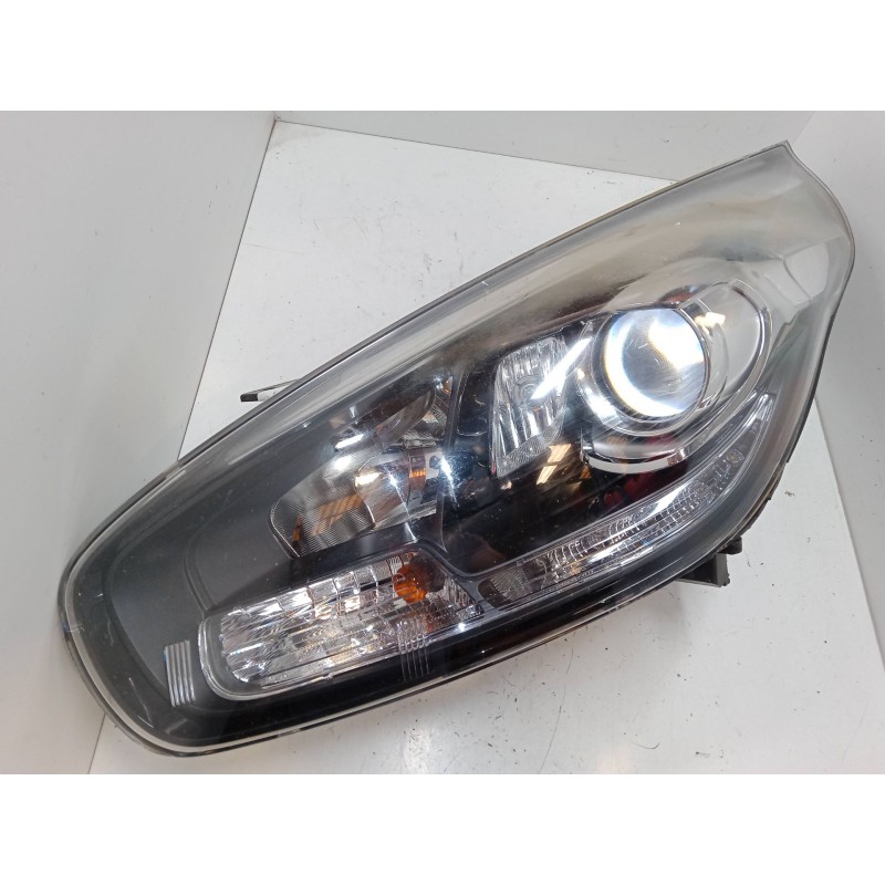 Recambio de faro izquierdo para kia carens iv 1.7 crdi referencia OEM IAM 92101A4180  