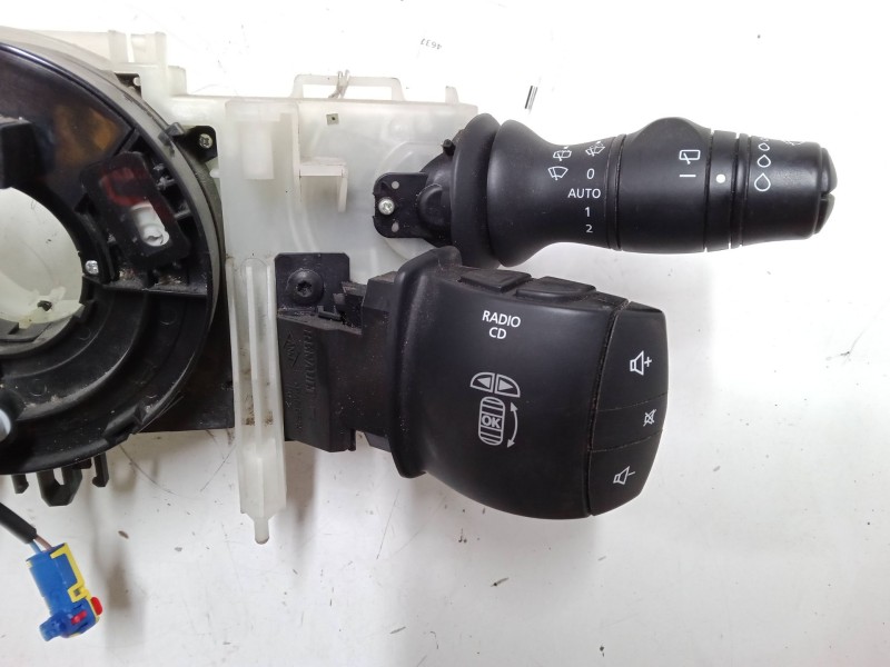 Recambio de mando luces para renault scénic iii (jz0/1_) 1.6 16v (jz0u, jz1b) referencia OEM IAM 255670019R  CONJUTNO MANDOS ANI