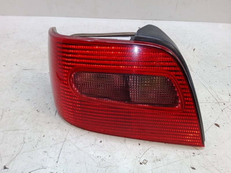 Recambio de piloto trasero izquierdo para citroën xsara (n1) 1.6 16v referencia OEM IAM   