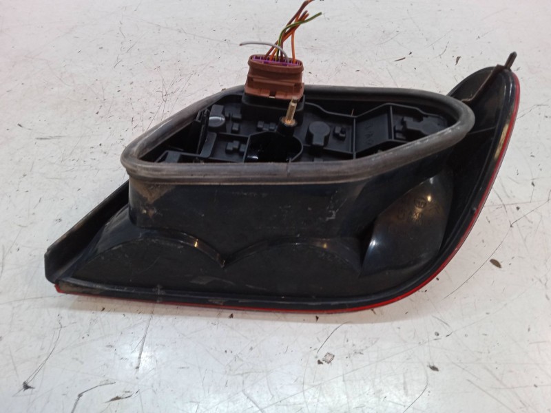 Recambio de piloto trasero izquierdo para citroën xsara (n1) 1.6 16v referencia OEM IAM   