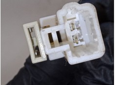 Recambio de anclaje cinturon delantero izquierdo para kia carens iv 1.7 crdi referencia OEM IAM    2