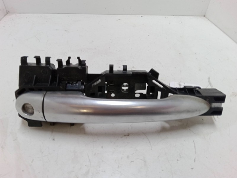 Recambio de maneta exterior puerta delantera izquierda para renault scénic ii (jm0/1_) 1.5 dci (jm1e, jm16) referencia OEM IAM  