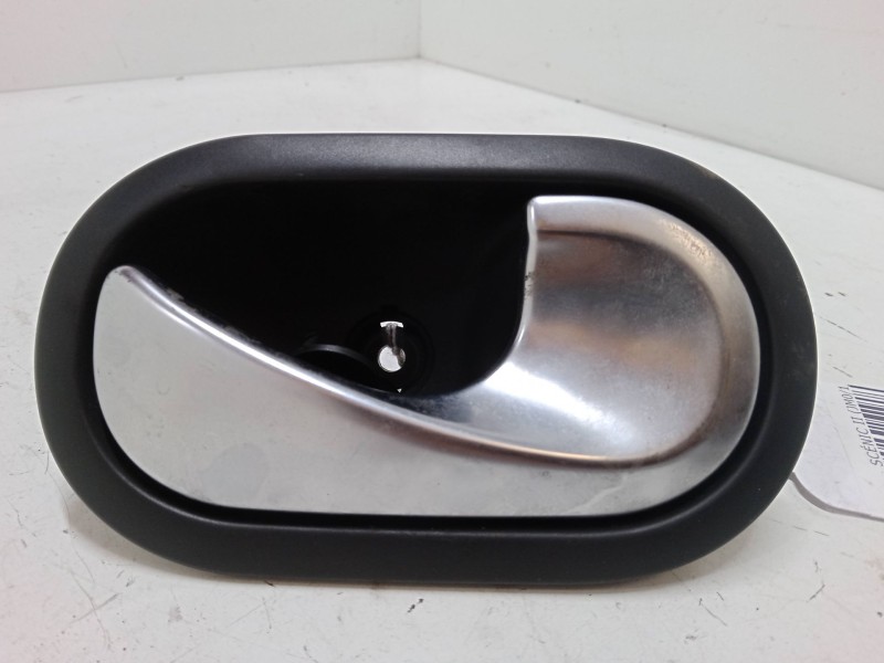 Recambio de maneta interior puerta delantera derecha para renault scénic ii (jm0/1_) 1.5 dci (jm1e, jm16) referencia OEM IAM   