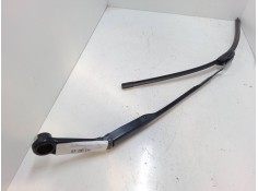 Recambio de brazo limpia delantero derecho para kia carens iv 1.7 crdi referencia OEM IAM