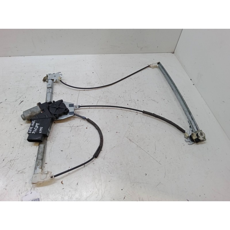 Recambio de elevalunas electrico delantero derecho para renault laguna ii (bg0/1_) 3.0 v6 24v (bg01, bg02, bg0d, bg0y) referenci