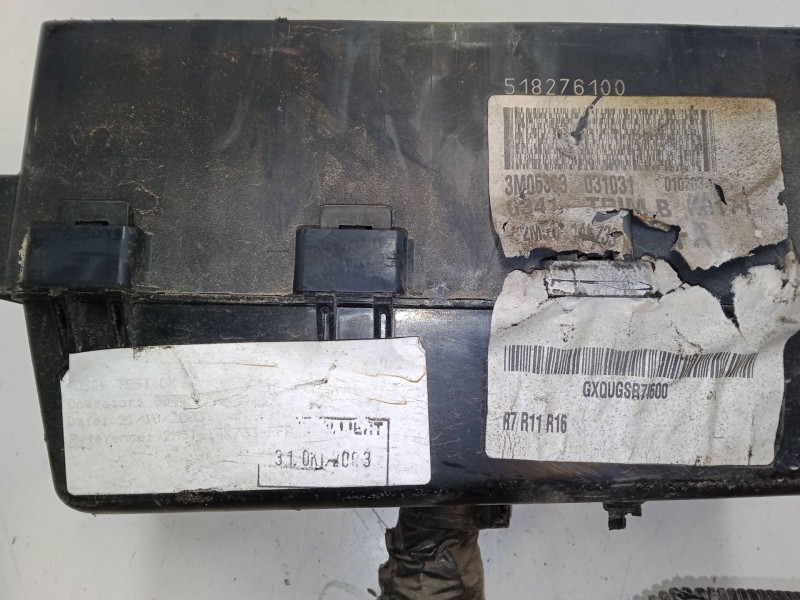 Recambio de caja reles / fusibles para ford focus i (daw, dbw) 1.6 16v referencia OEM IAM 518276100  