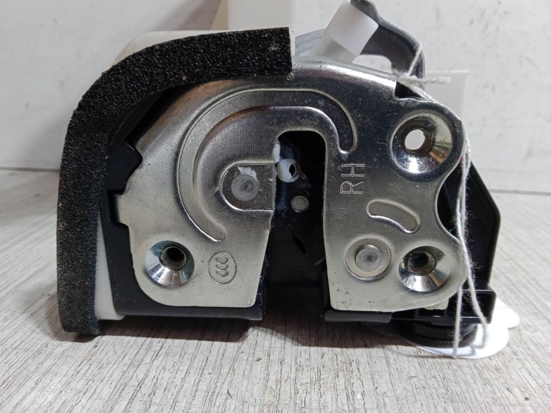 Recambio de cerradura puerta trasera derecha para kia picanto iii (ja) 1.0 referencia OEM IAM   