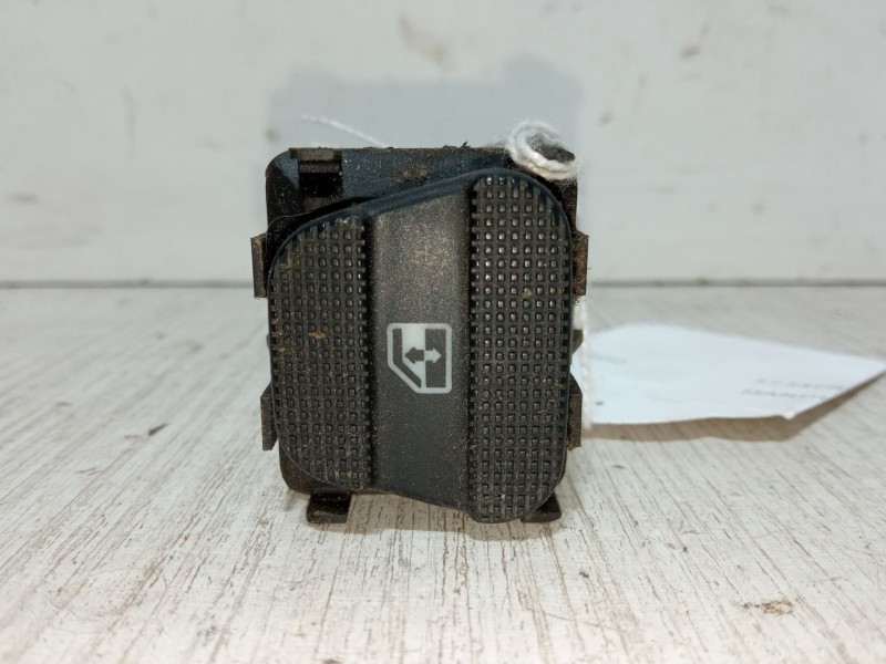 Recambio de mando elevalunas trasero izquierdo para volkswagen golf iii (1h1) 1.8 referencia OEM IAM 1H0959855C  