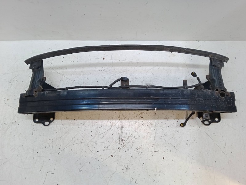 Recambio de refuerzo paragolpes delantero para kia carens iv 1.7 crdi referencia OEM IAM   