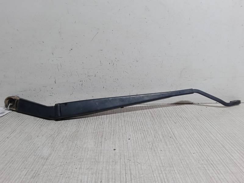 BRAZO LIMPIA DELANTERO IZQUIERDO 