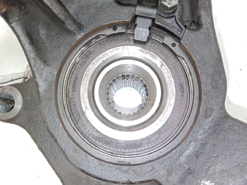 Recambio de mangueta delantera derecha para peugeot 307 (3a/c) 2.0 hdi 90 referencia OEM IAM   