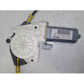 ELEVALUNAS ELECTRICO DELANTERO DERECHO 