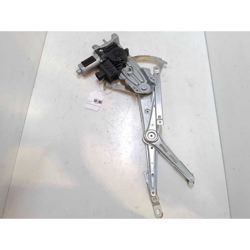 Recambio de elevalunas electrico delantero derecho para opel astra h gtc (a04) 1.4 (l08) referencia OEM IAM 13101479  