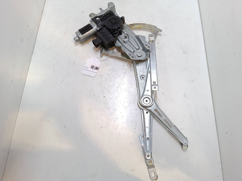 Recambio de elevalunas electrico delantero derecho para opel astra h gtc (a04) 1.4 (l08) referencia OEM IAM 13101479  