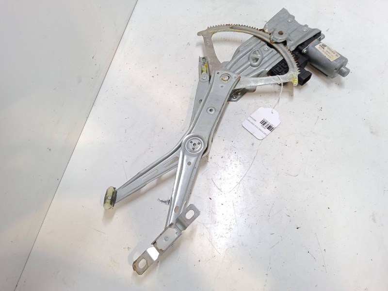 Recambio de elevalunas electrico delantero derecho para opel astra h gtc (a04) 1.4 (l08) referencia OEM IAM 13101479  