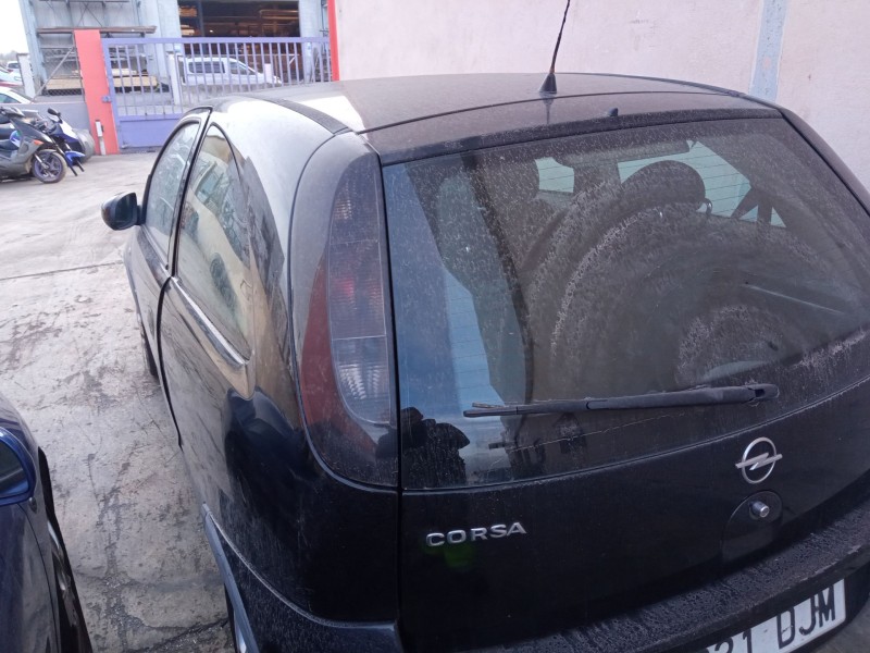 opel corsa c (x01) del año 2005