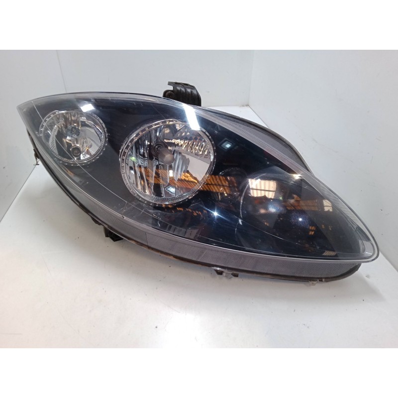 Recambio de faro derecho para seat toledo iii (5p2) 2.0 tdi 16v referencia OEM IAM   