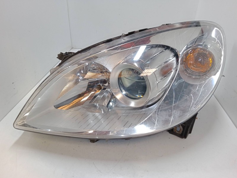 Recambio de faro izquierdo para mercedes-benz clase b sports tourer (w245) b 150 (245.231) referencia OEM IAM A1698201761  