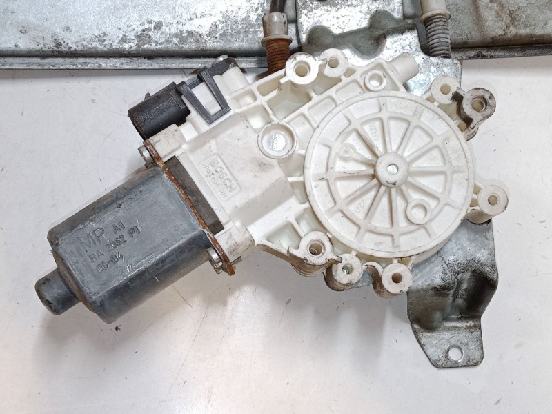 Recambio de elevalunas delantero derecho para ford focus iii 1.6 ti referencia OEM IAM   