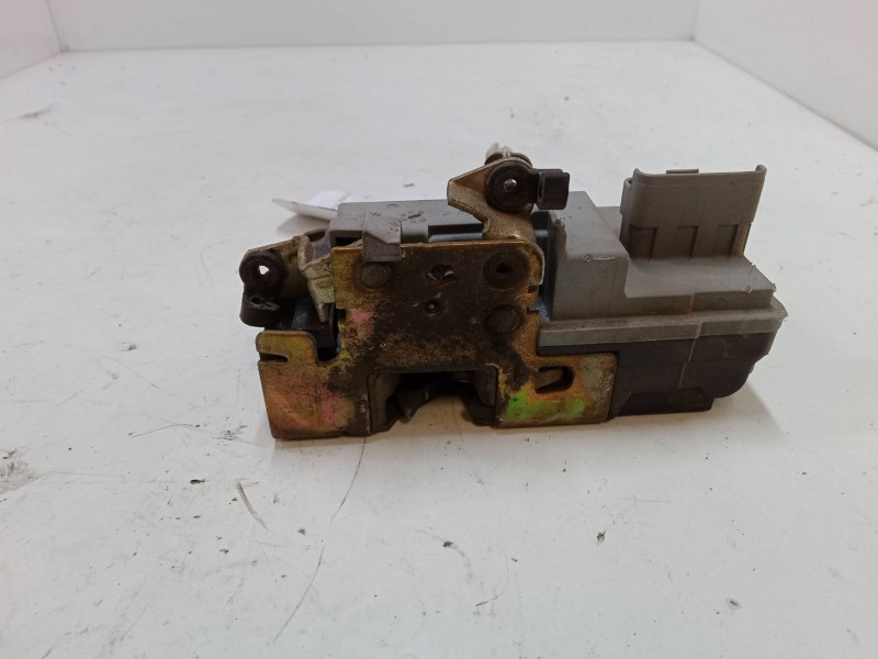 Recambio de cerradura puerta delantera derecha para peugeot 206 hatchback (2a/c) 1.6 16v referencia OEM IAM   