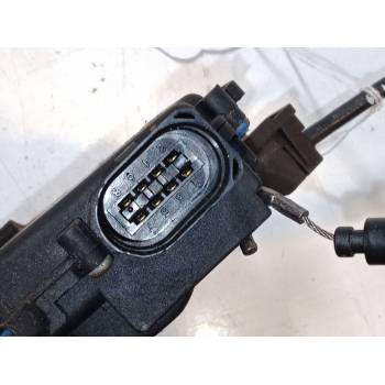 CERRADURA PUERTA DELANTERA DERECHA 