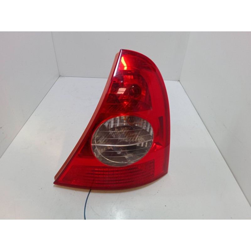 Recambio de piloto trasero derecho para renault clio ii (bb_, cb_) 1.5 dci (b/cb08) referencia OEM IAM   
