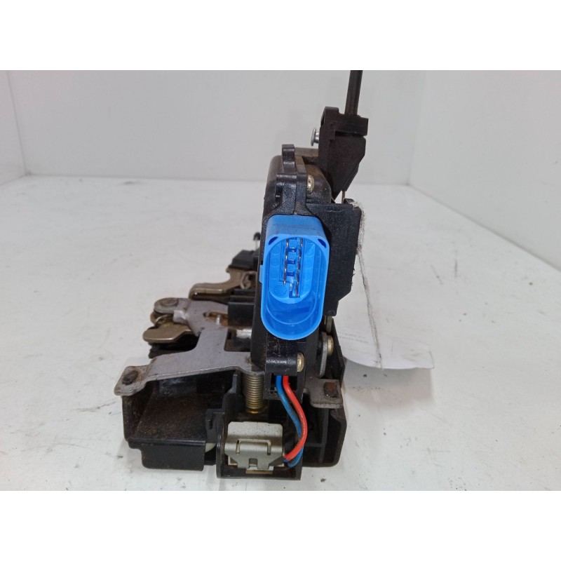 Recambio de cerradura puerta delantera derecha para seat toledo iii (5p2) 2.0 tdi 16v referencia OEM IAM 3d1837016  