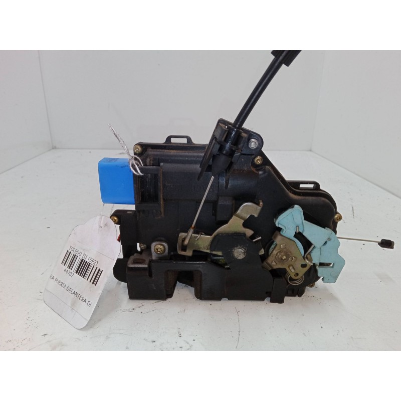 Recambio de cerradura puerta delantera derecha para seat toledo iii (5p2) 2.0 tdi 16v referencia OEM IAM 3d1837016  