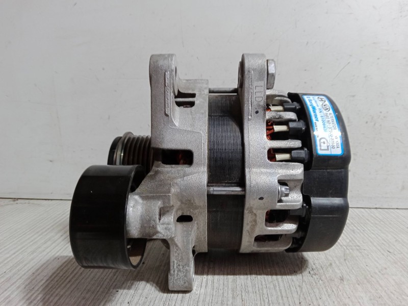 Recambio de alternador para kia picanto iii (ja) 1.0 referencia OEM IAM 3730007500  