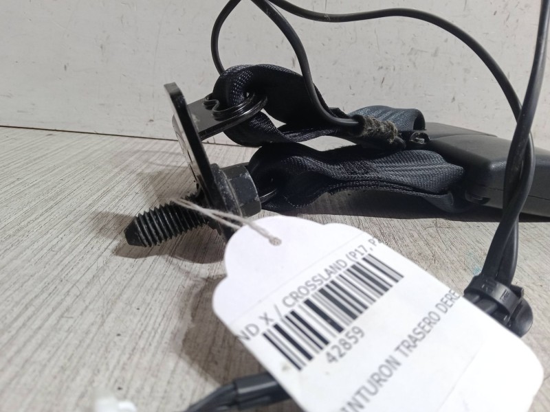Recambio de anclaje cinturon trasero derecho para opel crossland x / crossland (p17, p2qo) 1.2 (75) referencia OEM IAM   