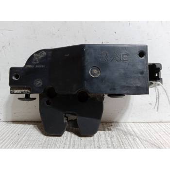 CERRADURA MALETERO / PORTON 