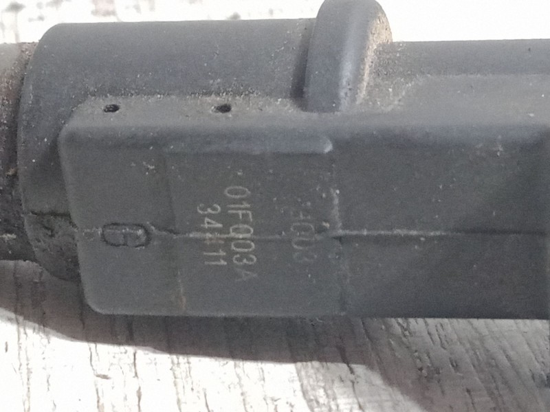 Recambio de inyector para peugeot 206 cc (2d) 1.6 referencia OEM IAM 01F003A  