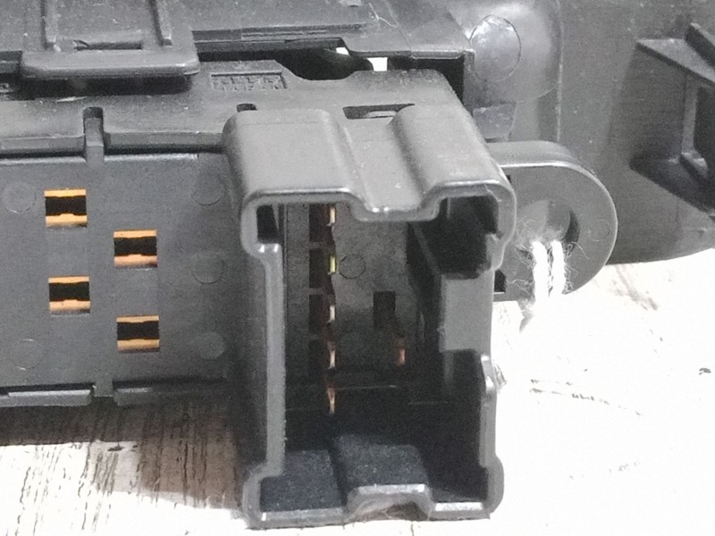 Recambio de mando elevalunas trasero izquierdo para nissan qashqai / qashqai +2 i (j10, nj10, jj10e) 1.5 dci referencia OEM IAM 