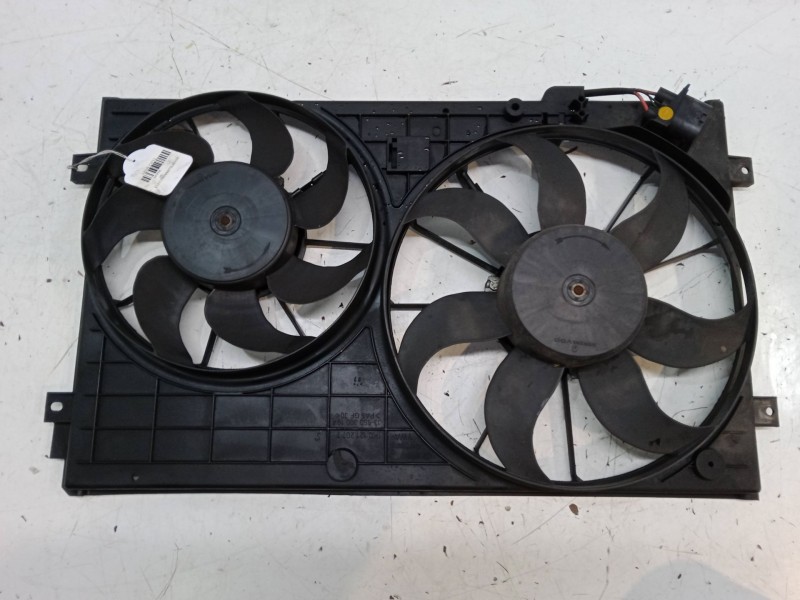 Recambio de electroventilador para seat leon (1p1) 1.9 tdi referencia OEM IAM   