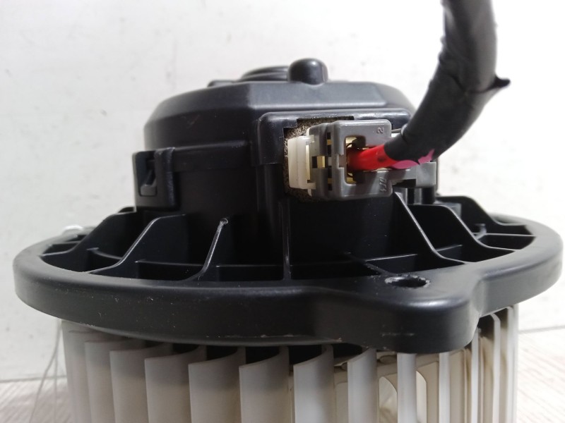 Recambio de motor calefaccion para kia picanto iii (ja) 1.0 referencia OEM IAM F00S3B2562  