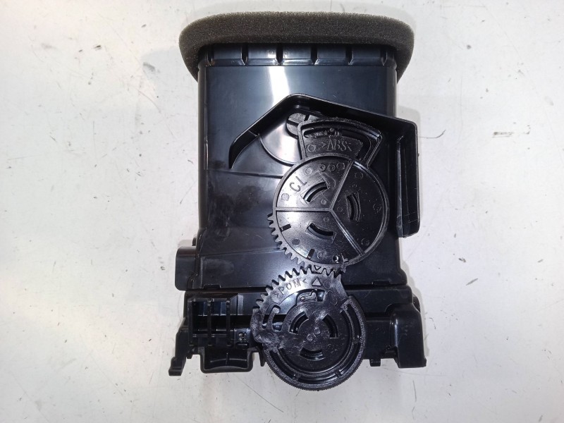 Recambio de aireador central izquierdo para nissan leaf (ze0) electric referencia OEM IAM   