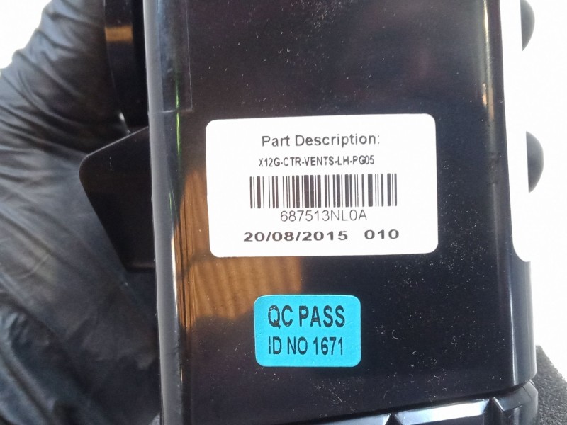 Recambio de aireador central izquierdo para nissan leaf (ze0) electric referencia OEM IAM   
