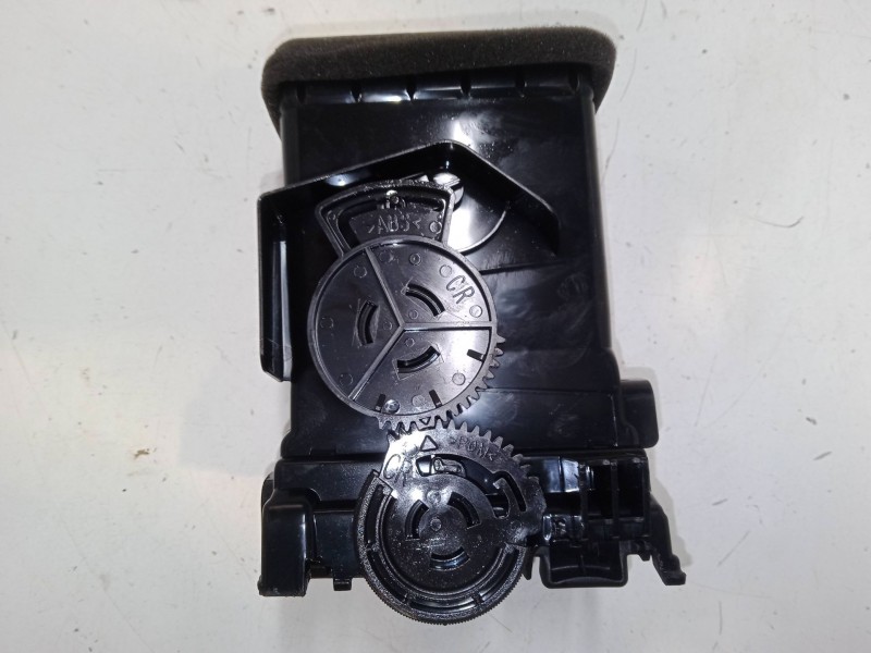 Recambio de aireador central derecho para nissan leaf (ze0) electric referencia OEM IAM   