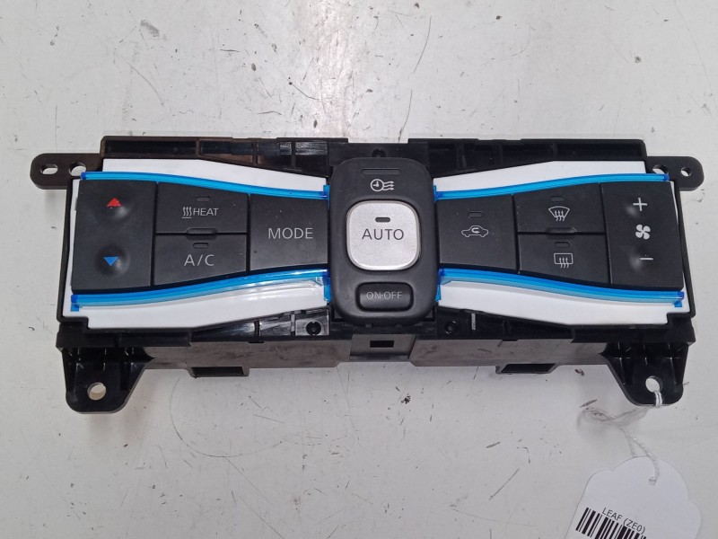 Recambio de mando climatizador para nissan leaf (ze0) electric referencia OEM IAM 275003NH0C  