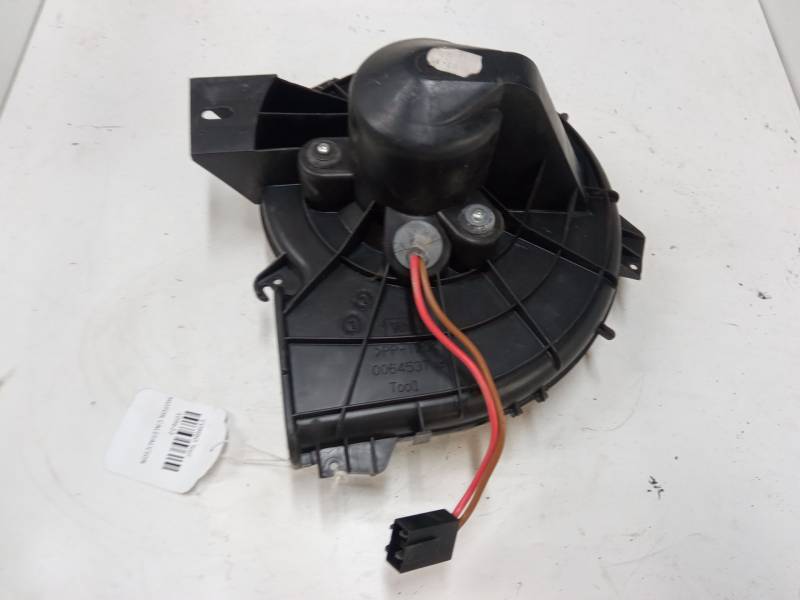 MOTOR CALEFACCION 