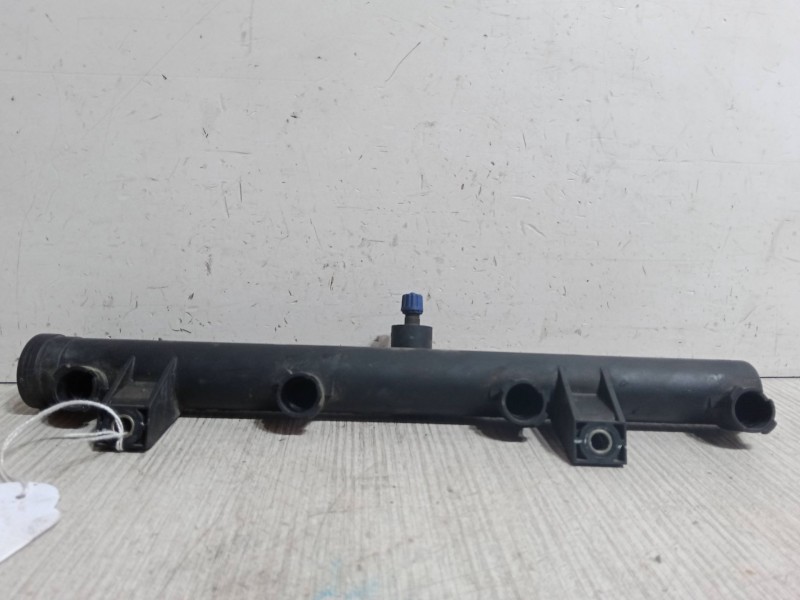 Recambio de rampa inyectora para peugeot 206 cc (2d) 1.6 referencia OEM IAM 9628084680  