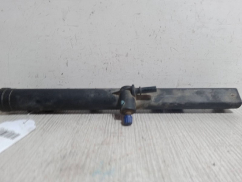 Recambio de rampa inyectora para peugeot 206 cc (2d) 1.6 referencia OEM IAM 9628084680  