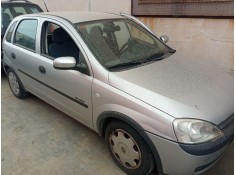 opel corsa c (x01) del año 2001