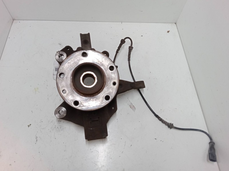 Recambio de mangueta delantera izquierda para renault scénic iii (jz0/1_) 1.6 16v (jz0u, jz1b) referencia OEM IAM   