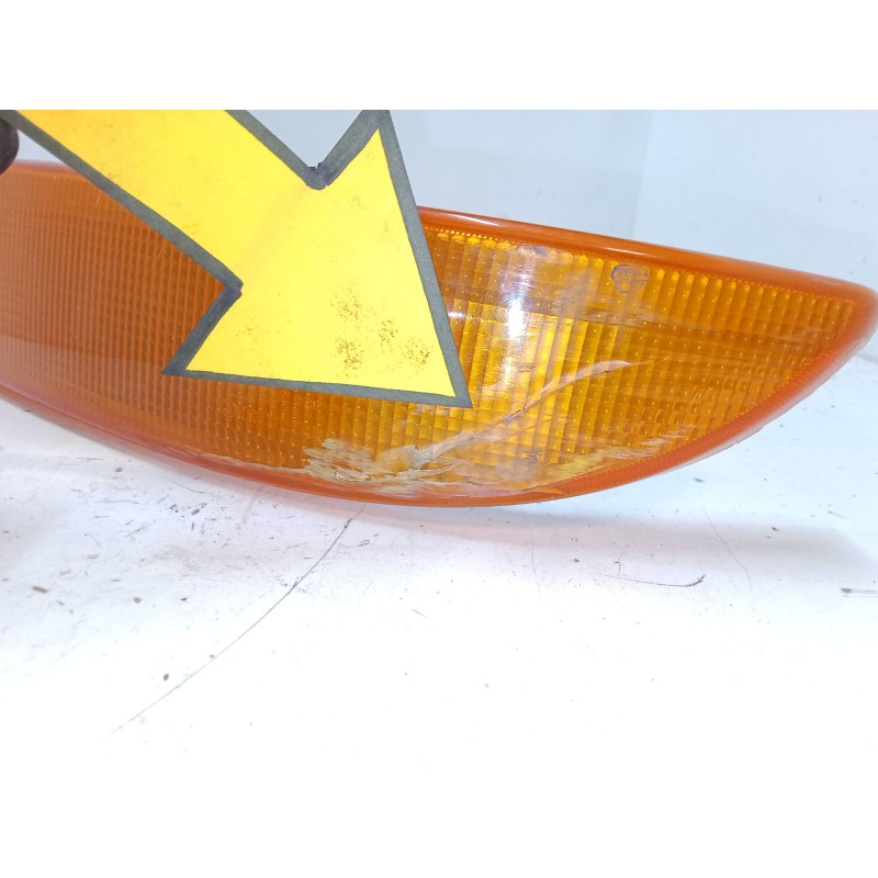 Recambio de intermitente delantero izquierdo para renault master ii autobús (jd) 2.2 dci 90 referencia OEM IAM 7700352107  38230